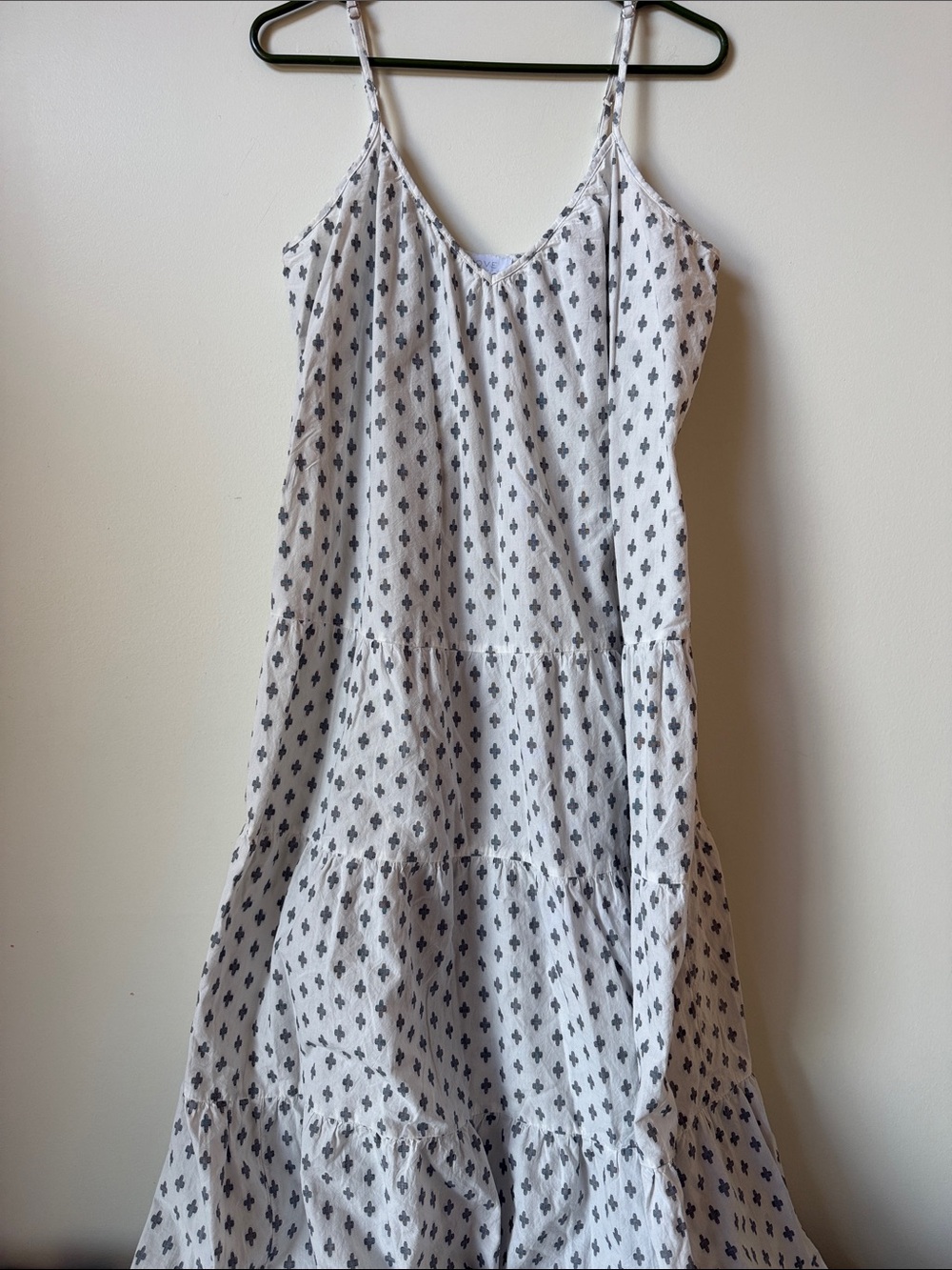 GAP White Spaghetti Strap Tiered Maxi Dress with Black Motif